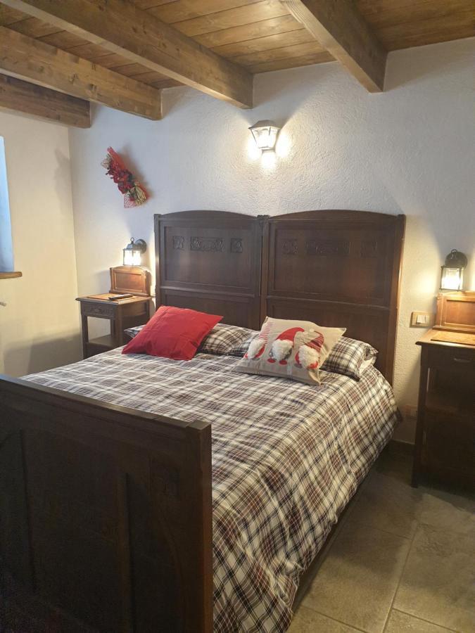 Antica Casa Occitana Bed & Breakfast Sampeire Dış mekan fotoğraf